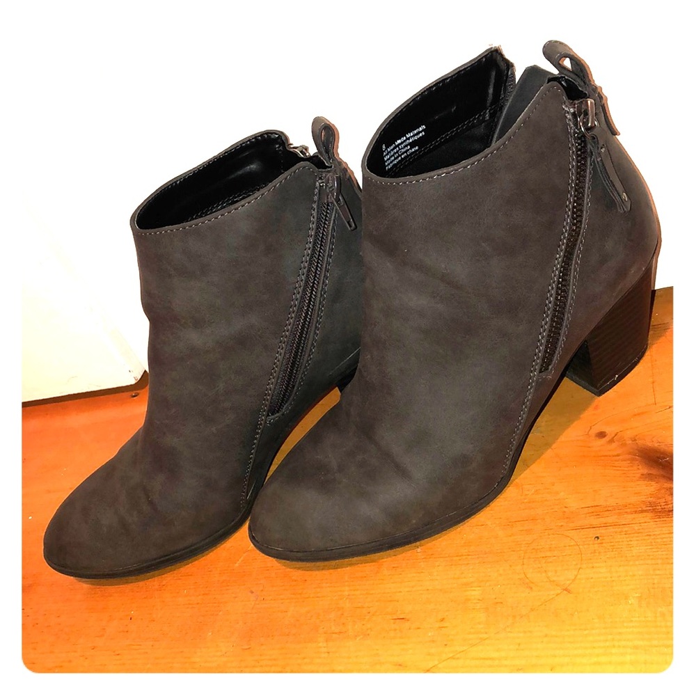 Deep Grey/Charcoal Booties
